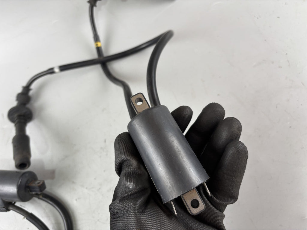 Suzuki GSX-R 1100 W GU75C Zündspule Zündstecker Zündkabel Ignition