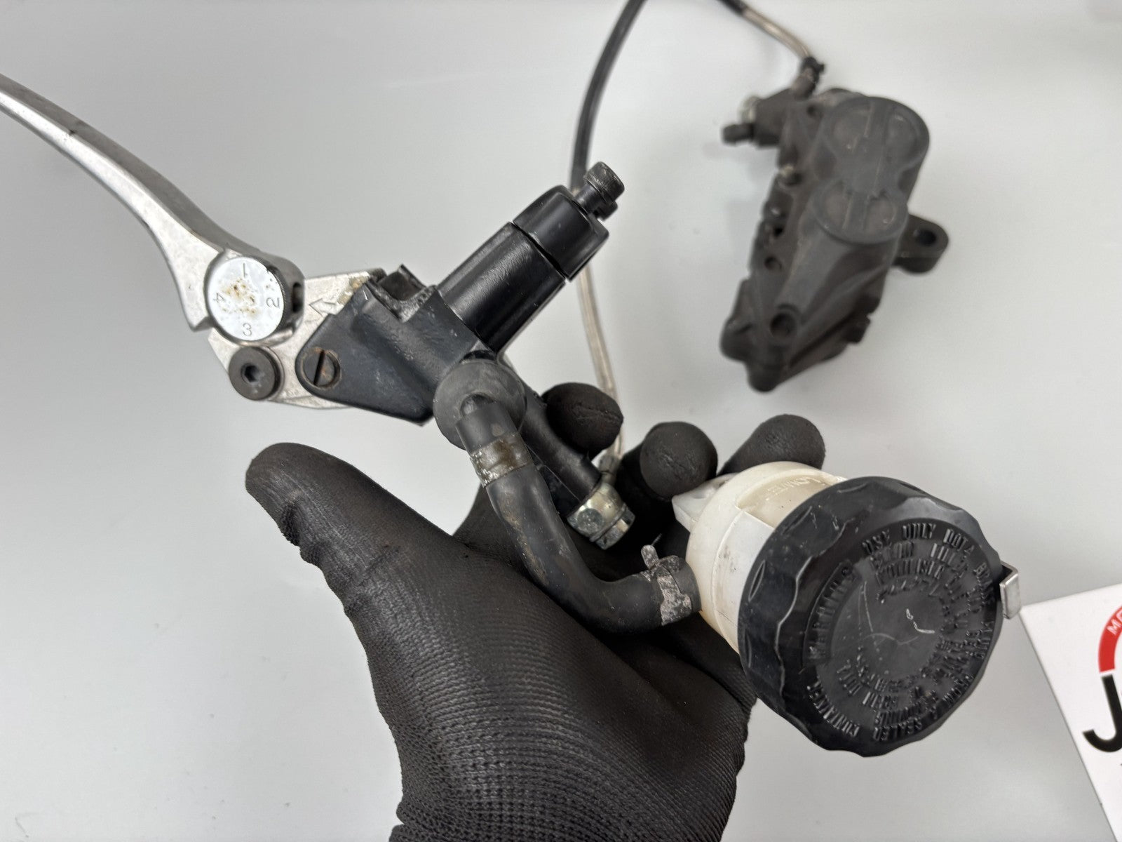 Triumph Daytona 955i T595 N 2002 Bremsanlage Brake Bremse Sattel Pumpe vorn