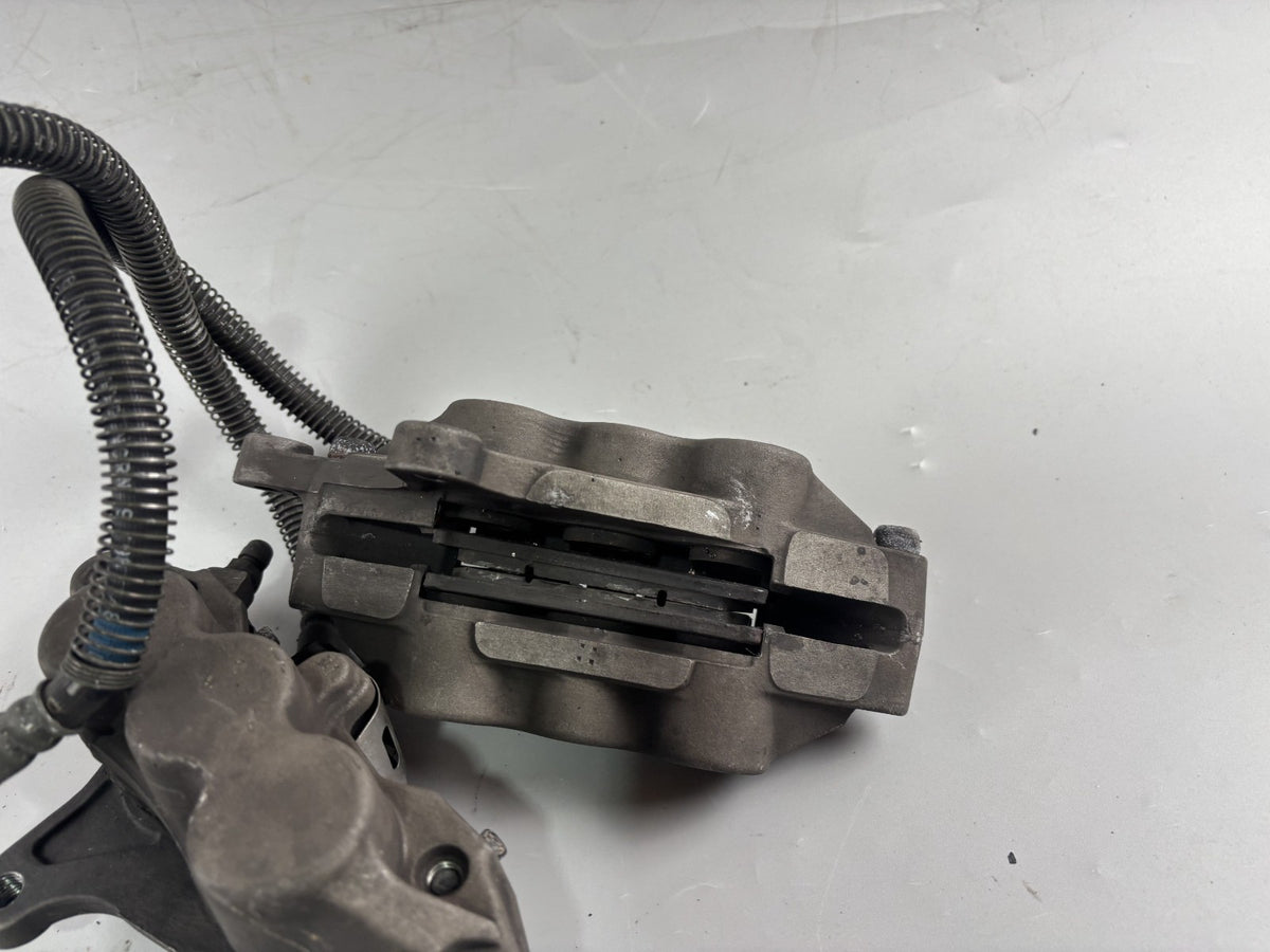 Kawasaki ZRX1100 ZRT10C Bremsanlage Bremse Brake Sattel Pumpe vorne front