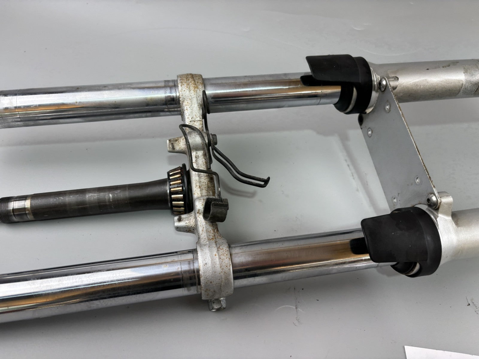 Suzuki GS 500 EU GM51B Gabel Standrohr Tauchrohr Fork Federung Absorber