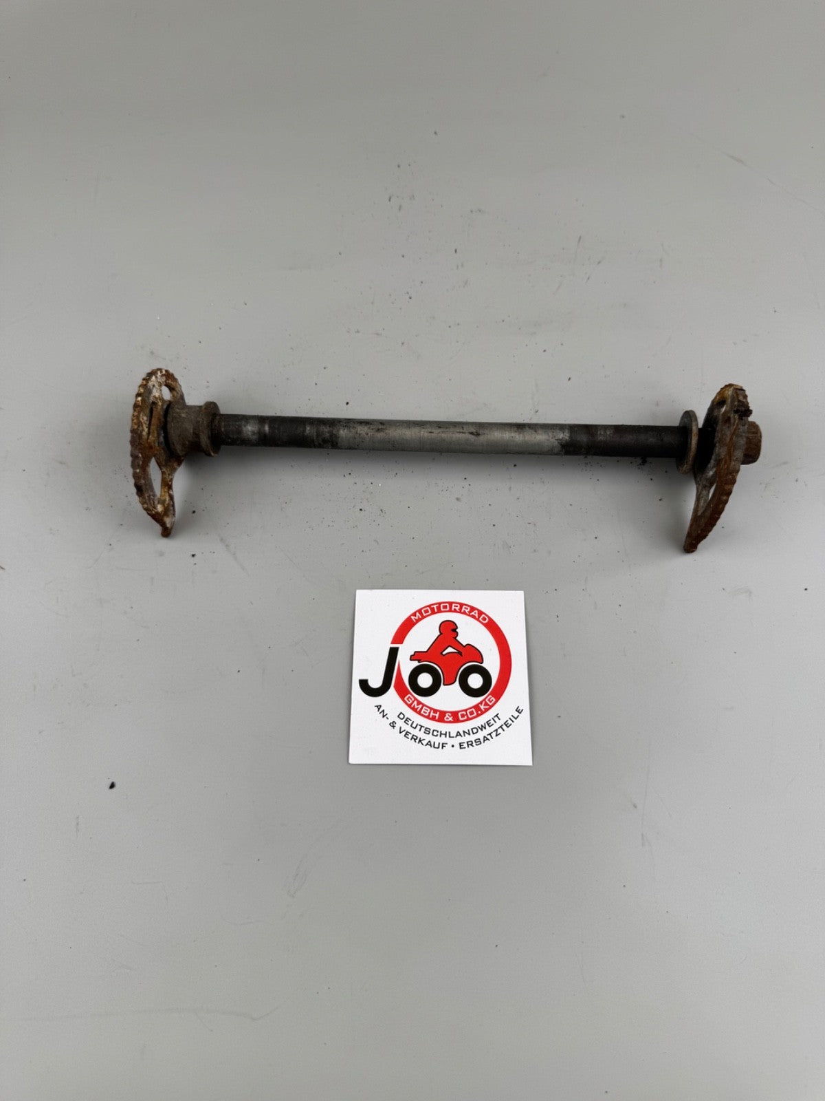 Suzuki DR 125 SF44A Steckachse Hinten Achse Kettenspanner Bolzen Hinterradachse