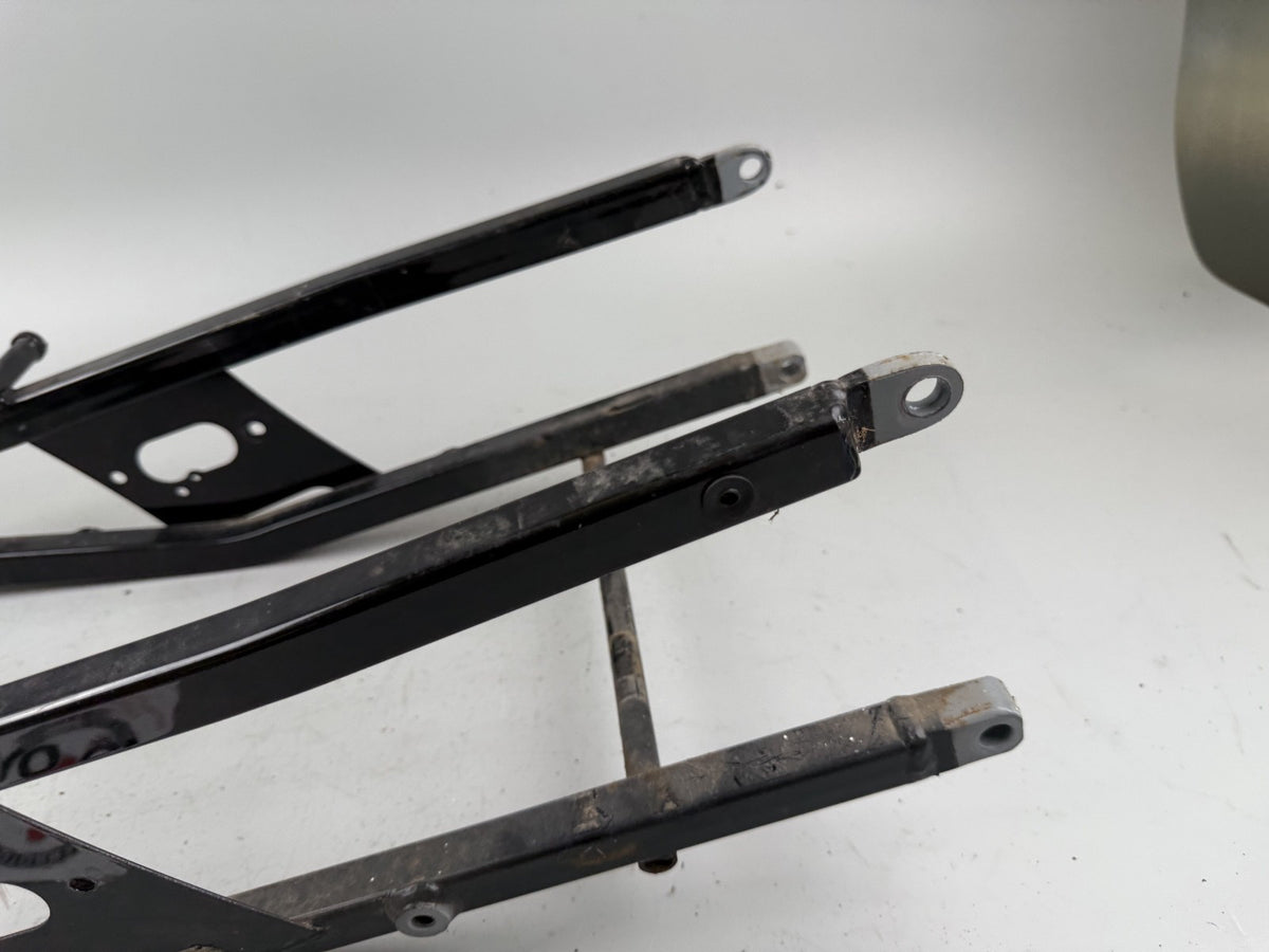 Honda VFR800 RC46 FI Heckrahmen Frame Halterung Sozius hinten