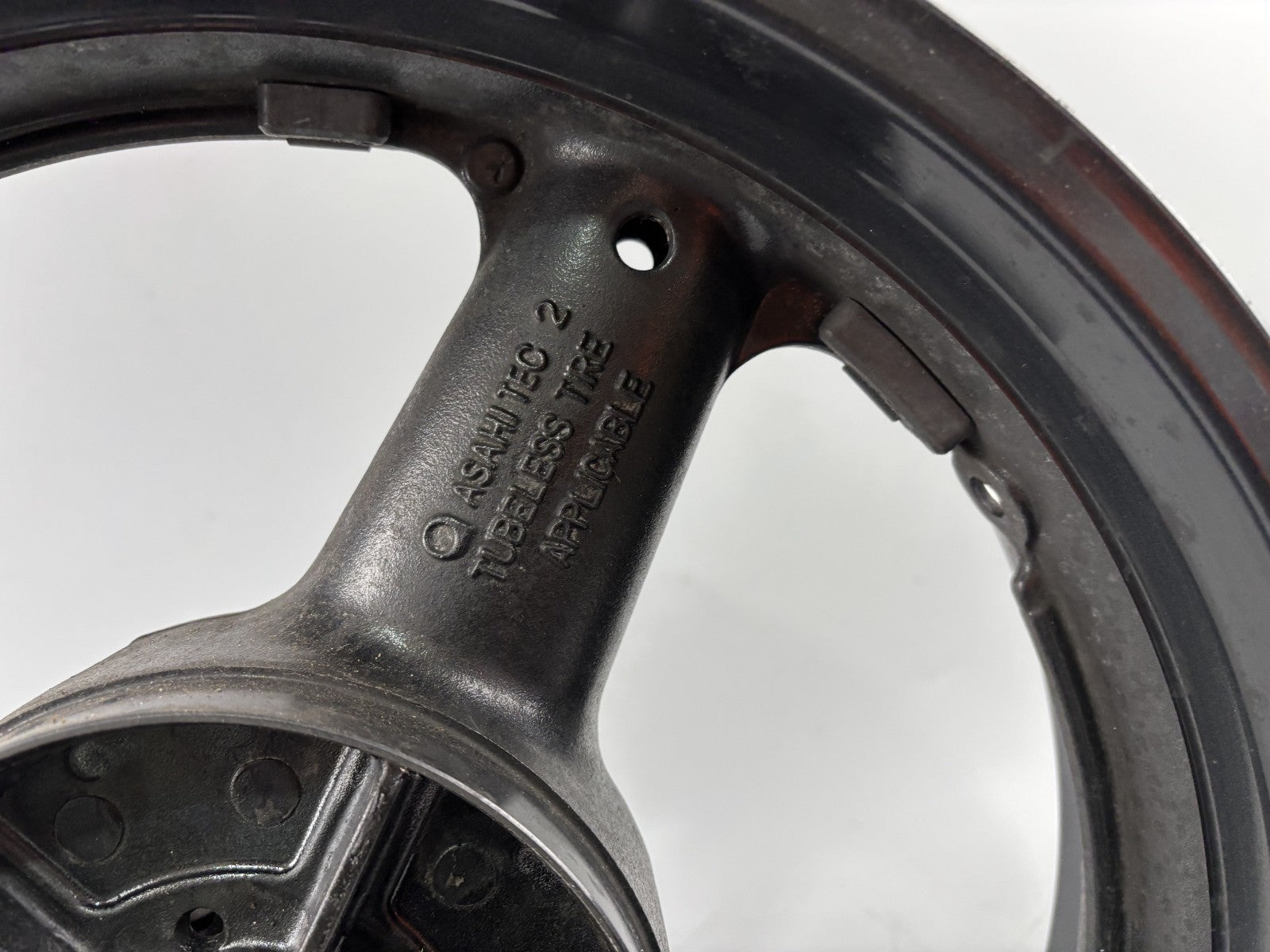 Suzuki GSX 750 F AK11 Hinterradfelge Felge Rim Rad hinten back Reifen