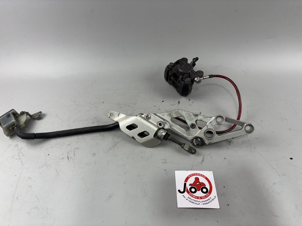 Suzuki GSX-R 750 W GR7BB Bremsanlage Brake Bremse Sattel Pumpe hinten back