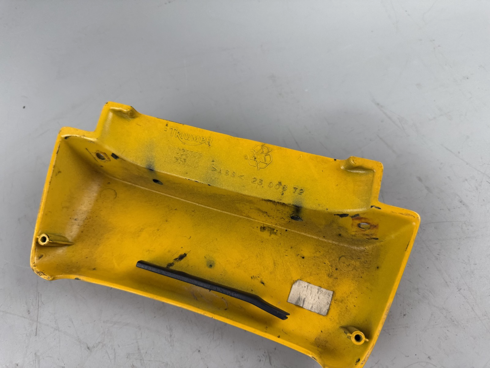 Triumph Daytona 1200 T300D Abdeckung Deckel Verleidung Cover hinten back