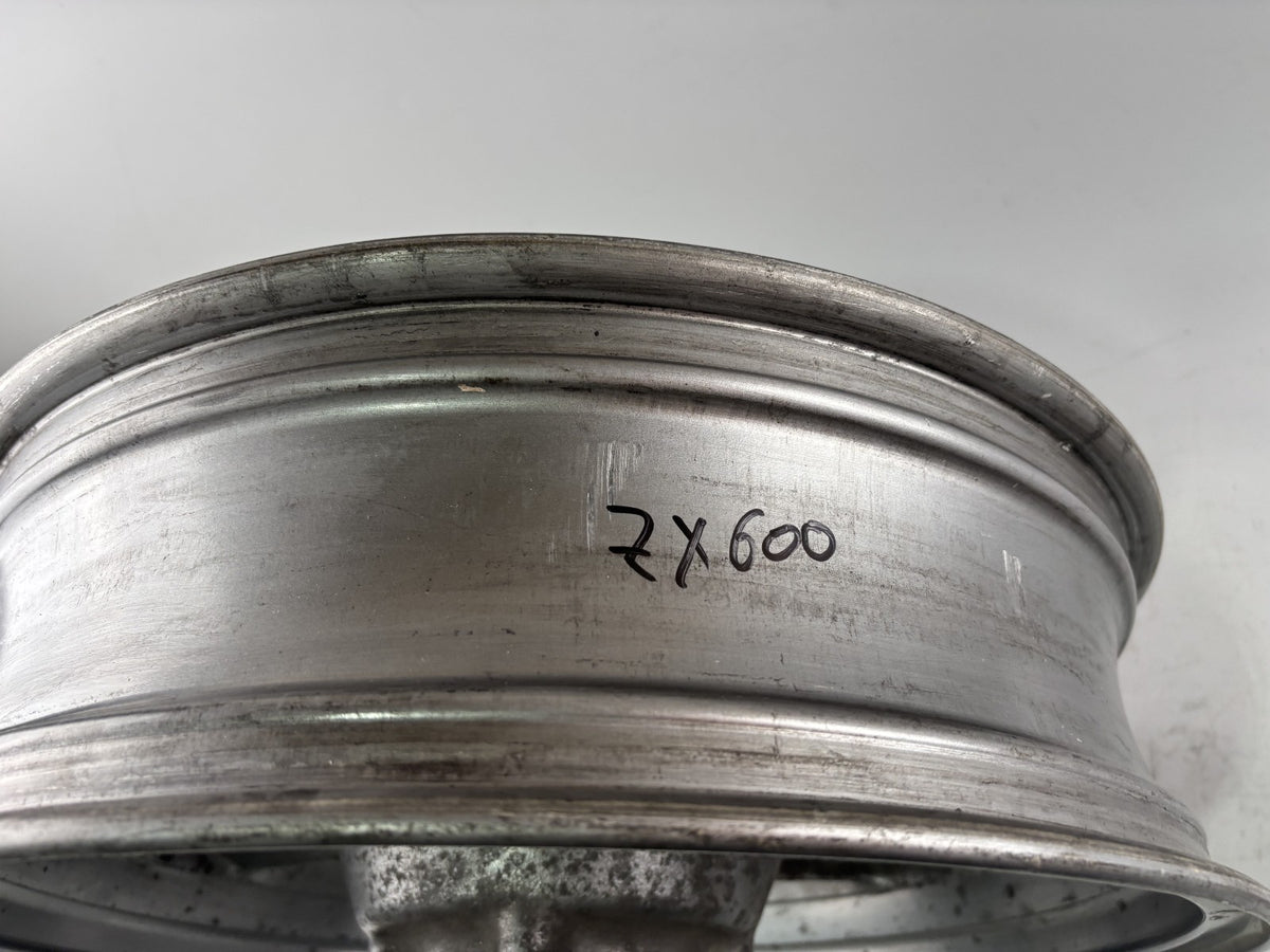 Kawasaki ZZR600D ZX600D Hinterradfelge Wheel Felge hinten back Rad RIM