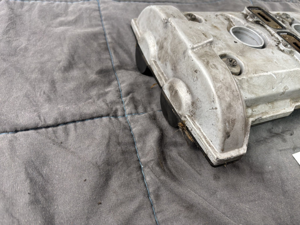 BMW F800 S ST Motor Zylinderkopfdeckel Zylinder Cylinder Head Cover Abdeckung