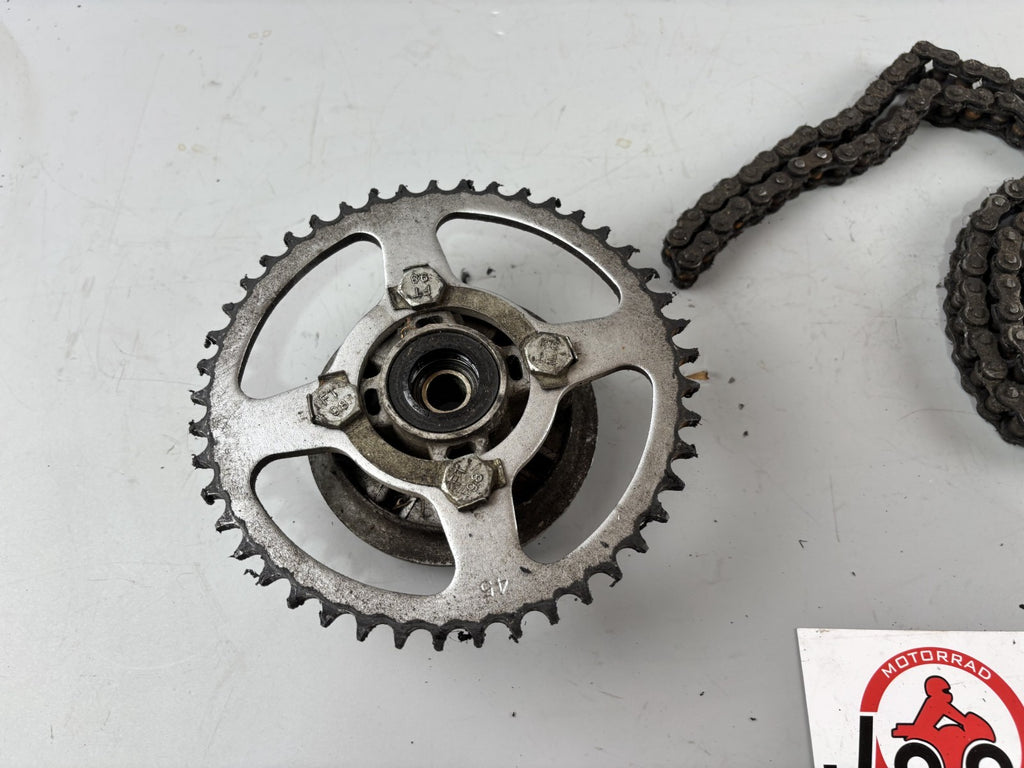 Yamaha YBR 125 RE05 Kettenkit Kettensatz Chain Antrieb Rad