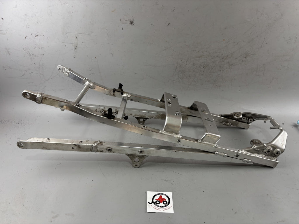 Suzuki GSX-R 1100 W GU75C Heckrahmen Frame Verbindung