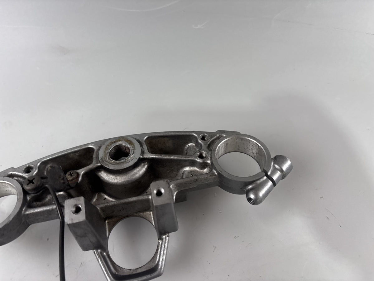Kawasaki ZZR600D ZX600D Gabelbrücke Bridge obere Gabelbrücke Verbindung