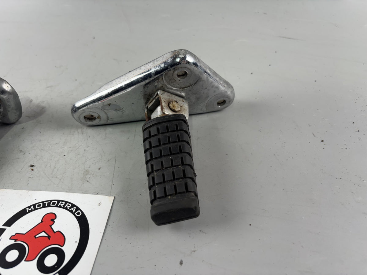 Kawasaki EL250 252 Eliminator Soziusfußrasten Beifahrerfußrasten Step Hangers