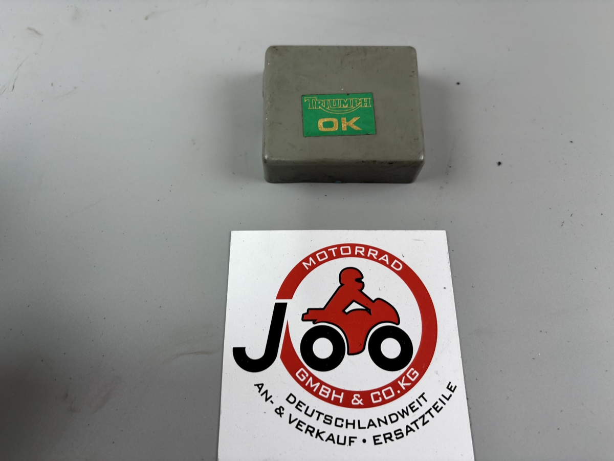 Triumph Daytona 955i T595 N 2002 Sicherungskasten Deckel Cover Fusebox