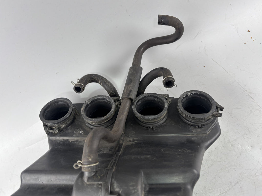 Suzuki RF 600 R GN76A Luftfilterkasten Airbox Ansaugung Luft