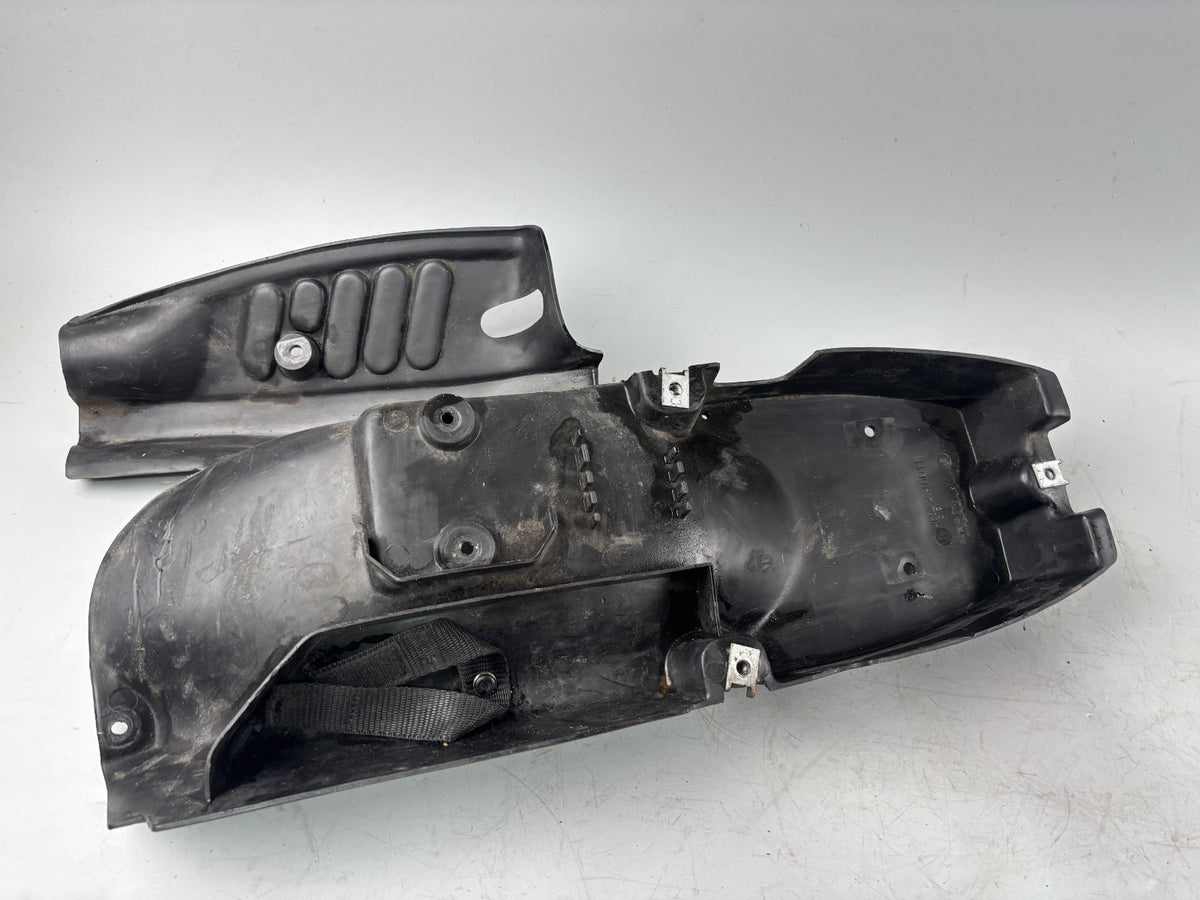 BMW F650 169 Heckverkleidung Radlauf Fender Spritzschutz Cover Innenverkleidung