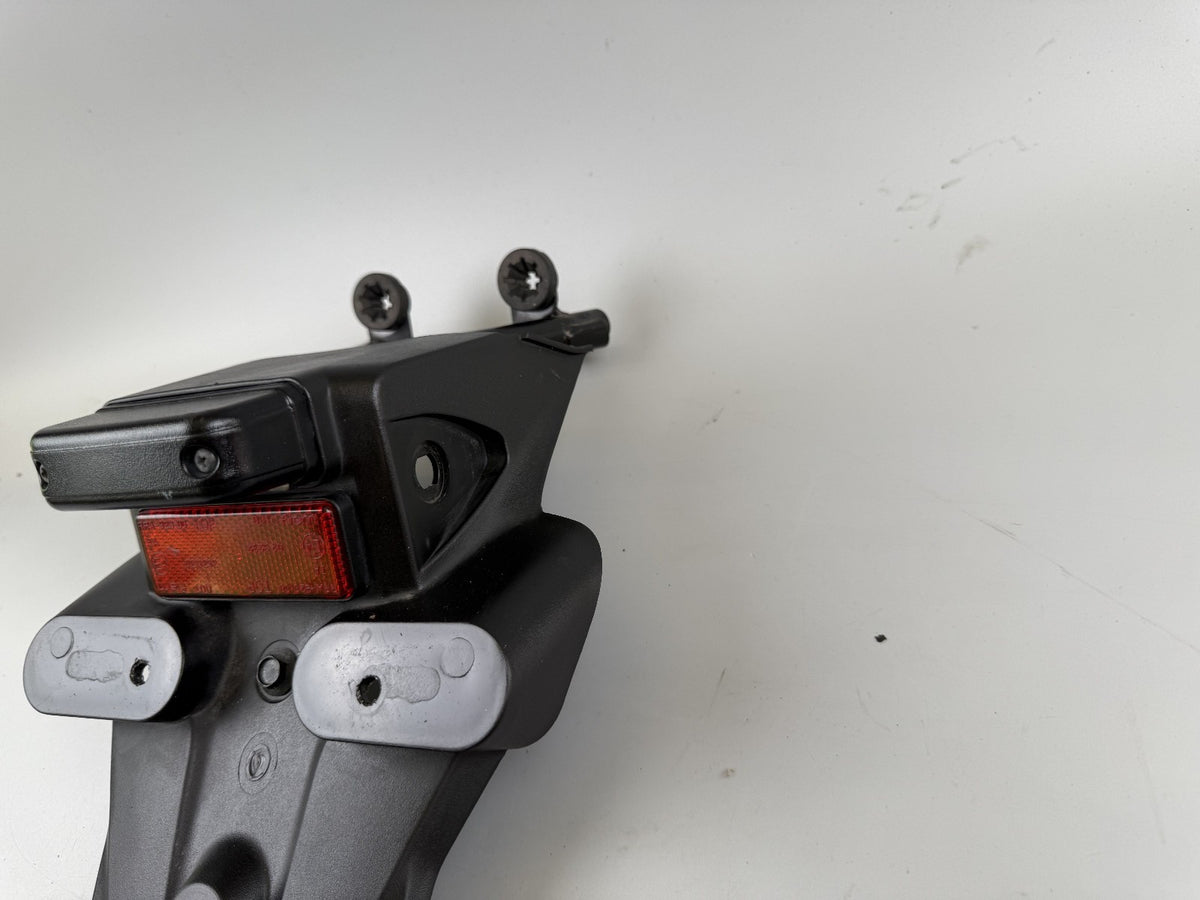 Honda CBR125 JC50 Kennzeichenhalter Heckuntersicht Spritzschutz Fender Cover