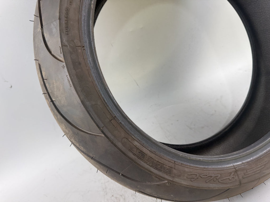 Motorrad Reifen Wheel 180/55 ZR17 Michelin Pilot 18/2019 DOT 6mm