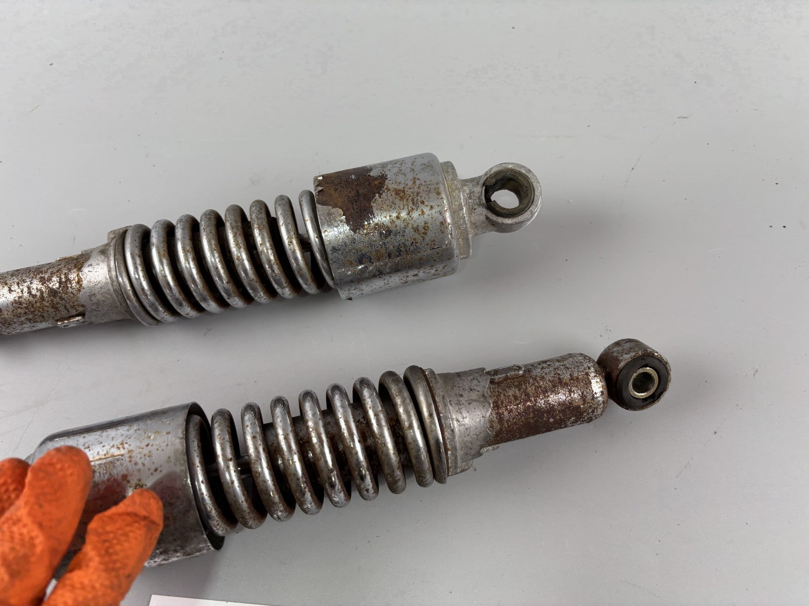 Honda CX500 C PC01 Güllepumpe Stoßdämpfer Federung Fork Absorber Federbein