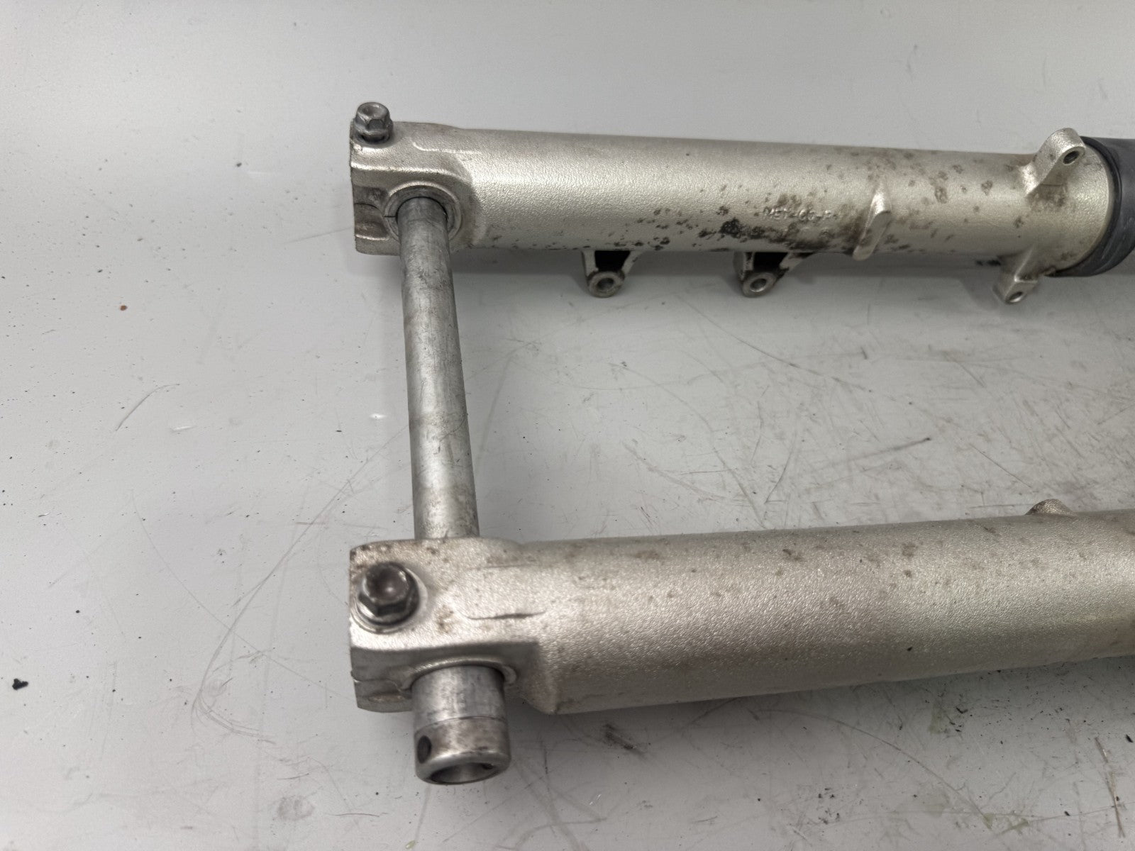 Honda CBF 600 S PC38 Gabel Standrohr Tauchrohr Fork Absorber front vorne