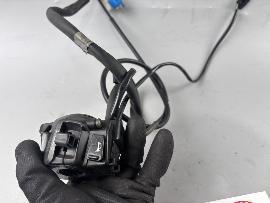 Honda CB 600 F Hornet PC34 Lenkerschalter Handlebar Switch Lenkerarmatur links