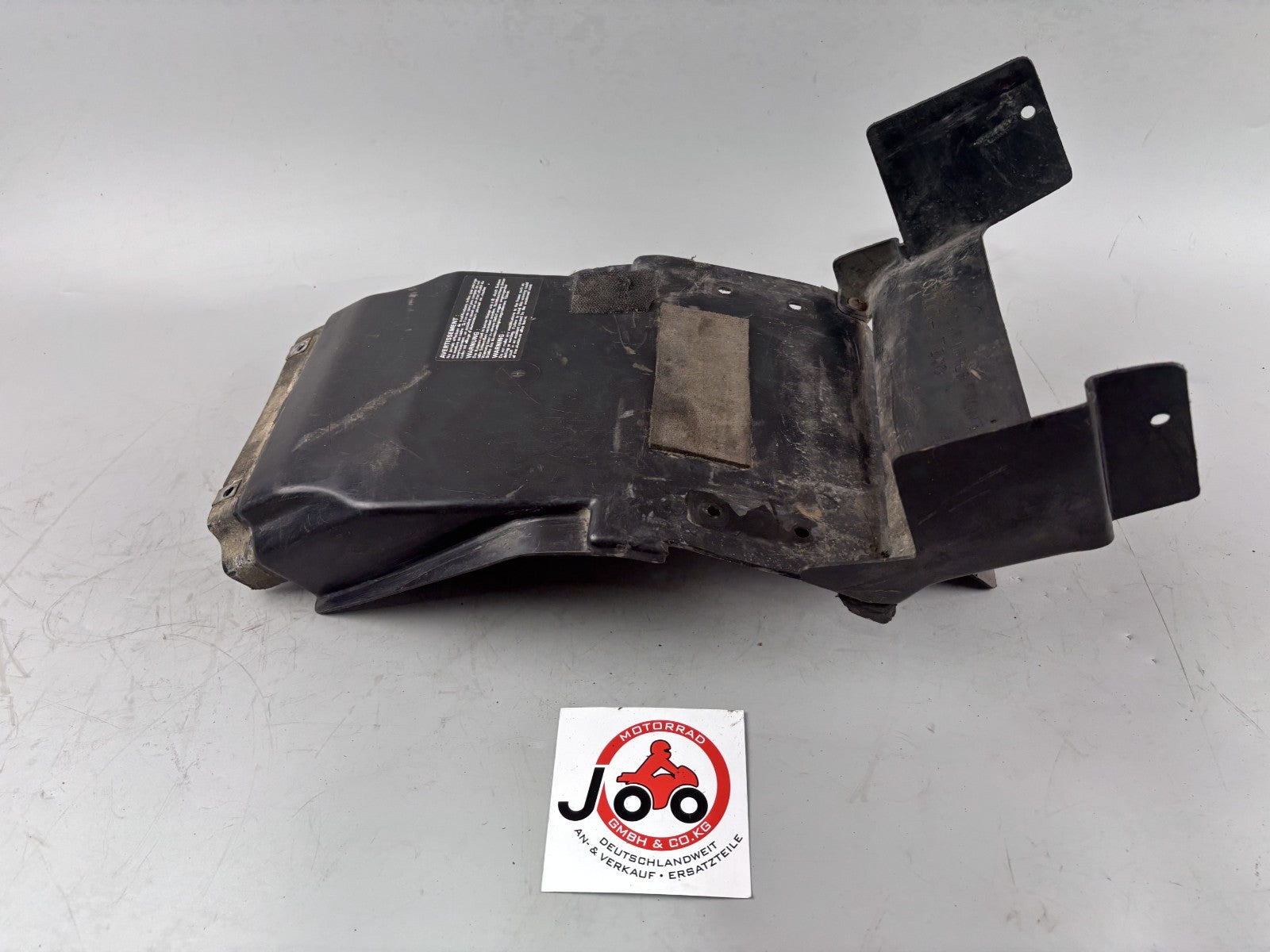 Suzuki GSX-R 750 W GR7BB Heckuntersicht Radlauf Kennzeichen Kotflügel Fender