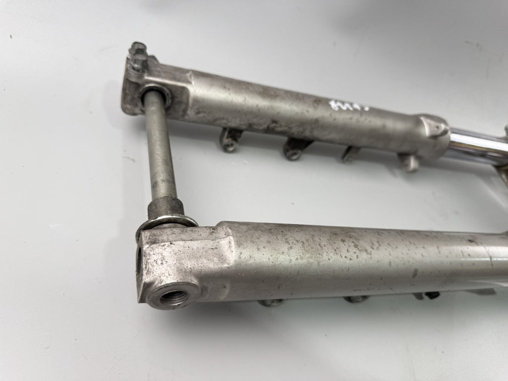 Suzuki GSF600 GN77B Bandit Gabel Standrohr Tauchrohr Fork Absorber Federung Shok