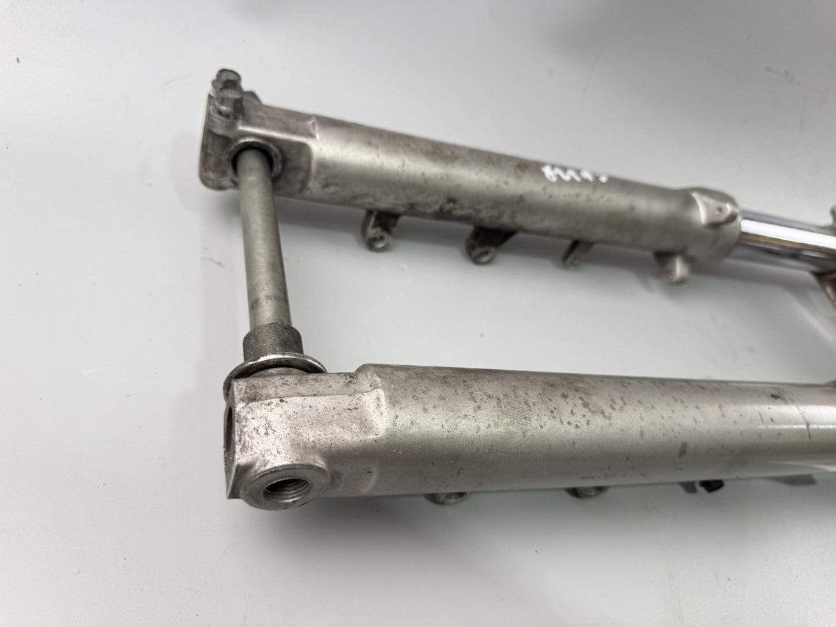 Suzuki GSF600 GN77B Bandit Gabel Standrohr Tauchrohr Fork Absorber Federung Shok