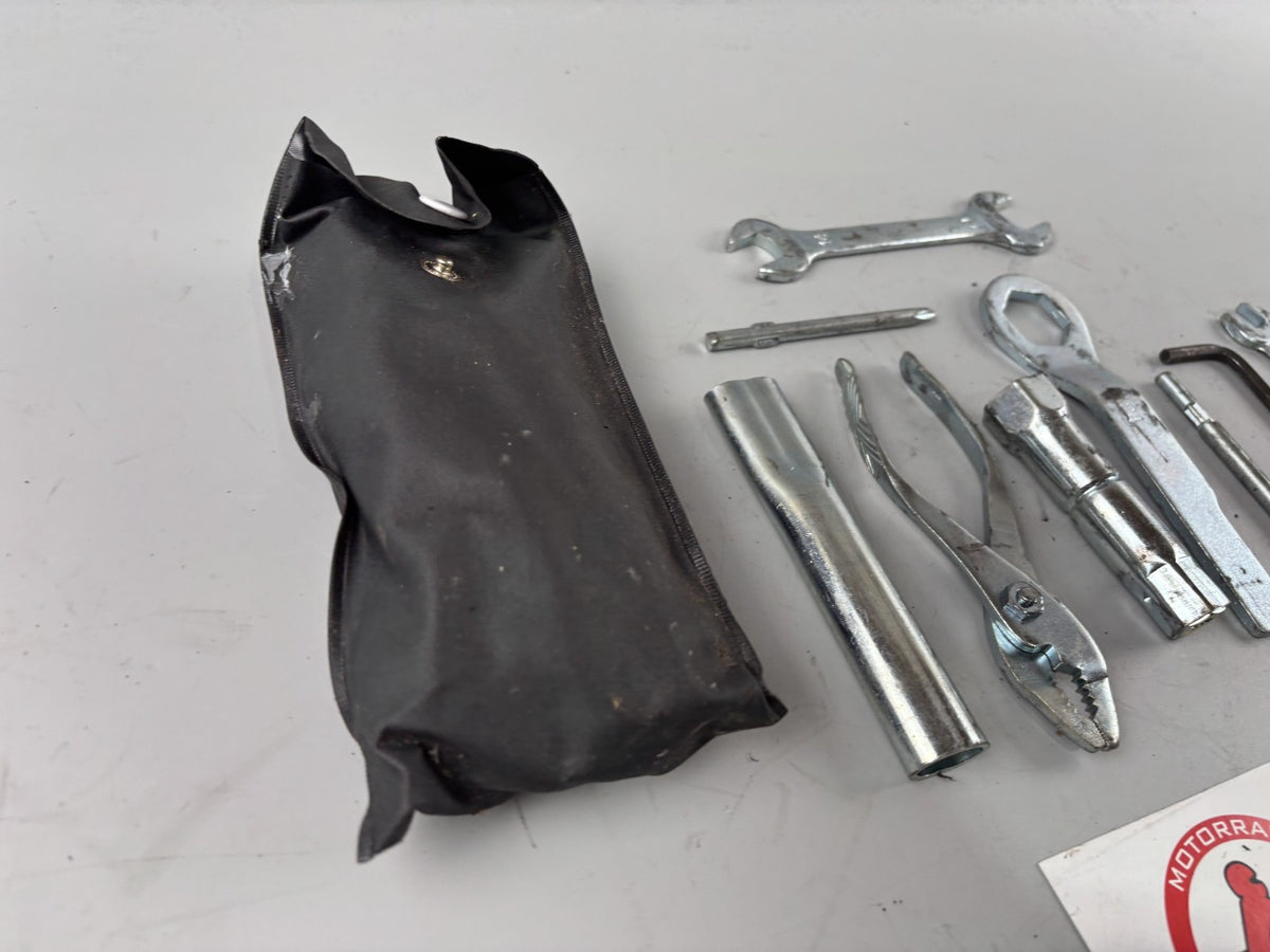 Kawasaki ER 5 EX500A Bordwerkzeug Tools Werkzeug