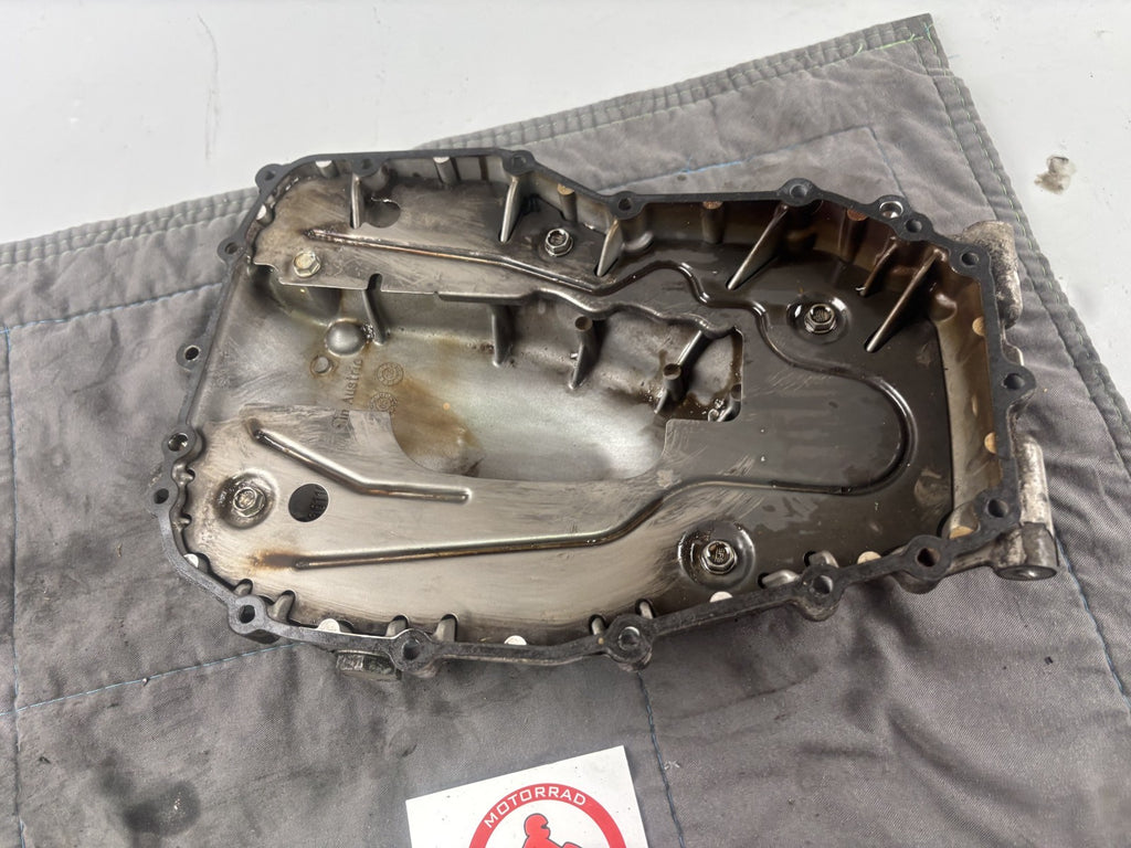 BMW F800 S ST Motor Ölwanne Oil Engine Motordeckel Cover