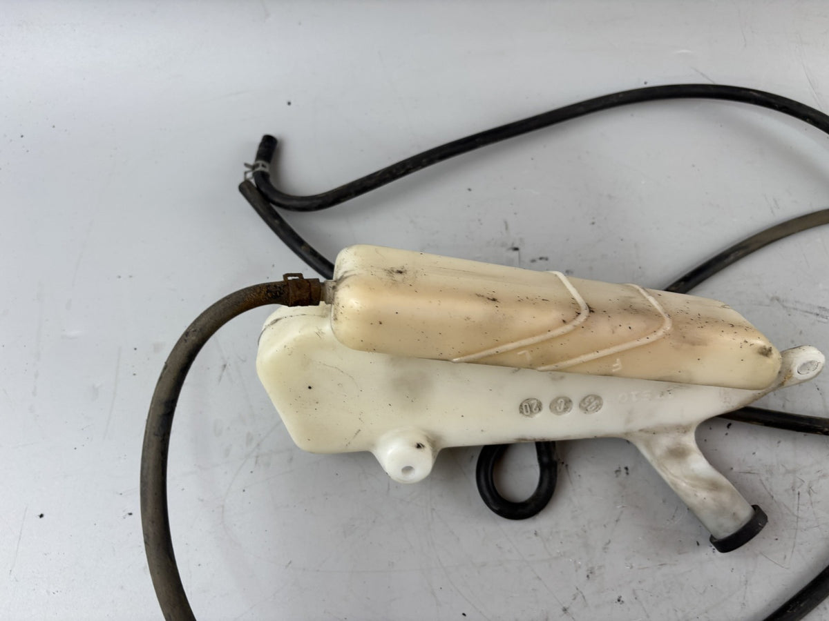 Suzuki GSX-R 1100 W GU75C Kühlwasserbehälter Ausgleichsbehälter Tank