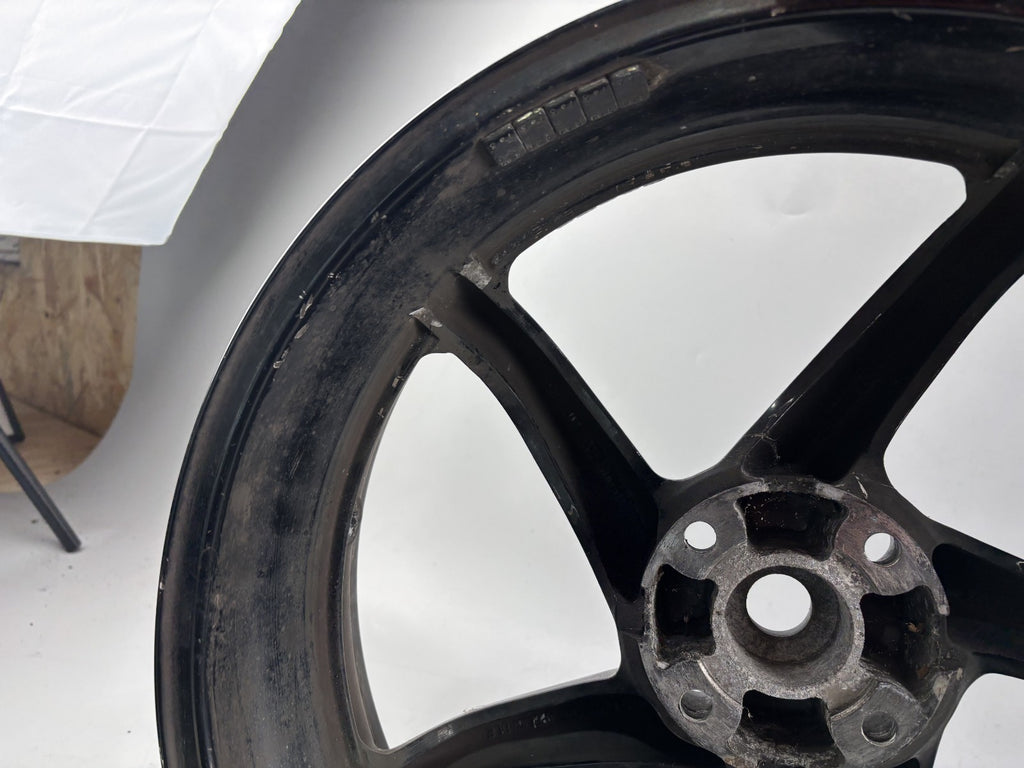 Honda VFR750 F Rc36/2 Hinterradfelge Felge Rim Rad hinten back Reifen