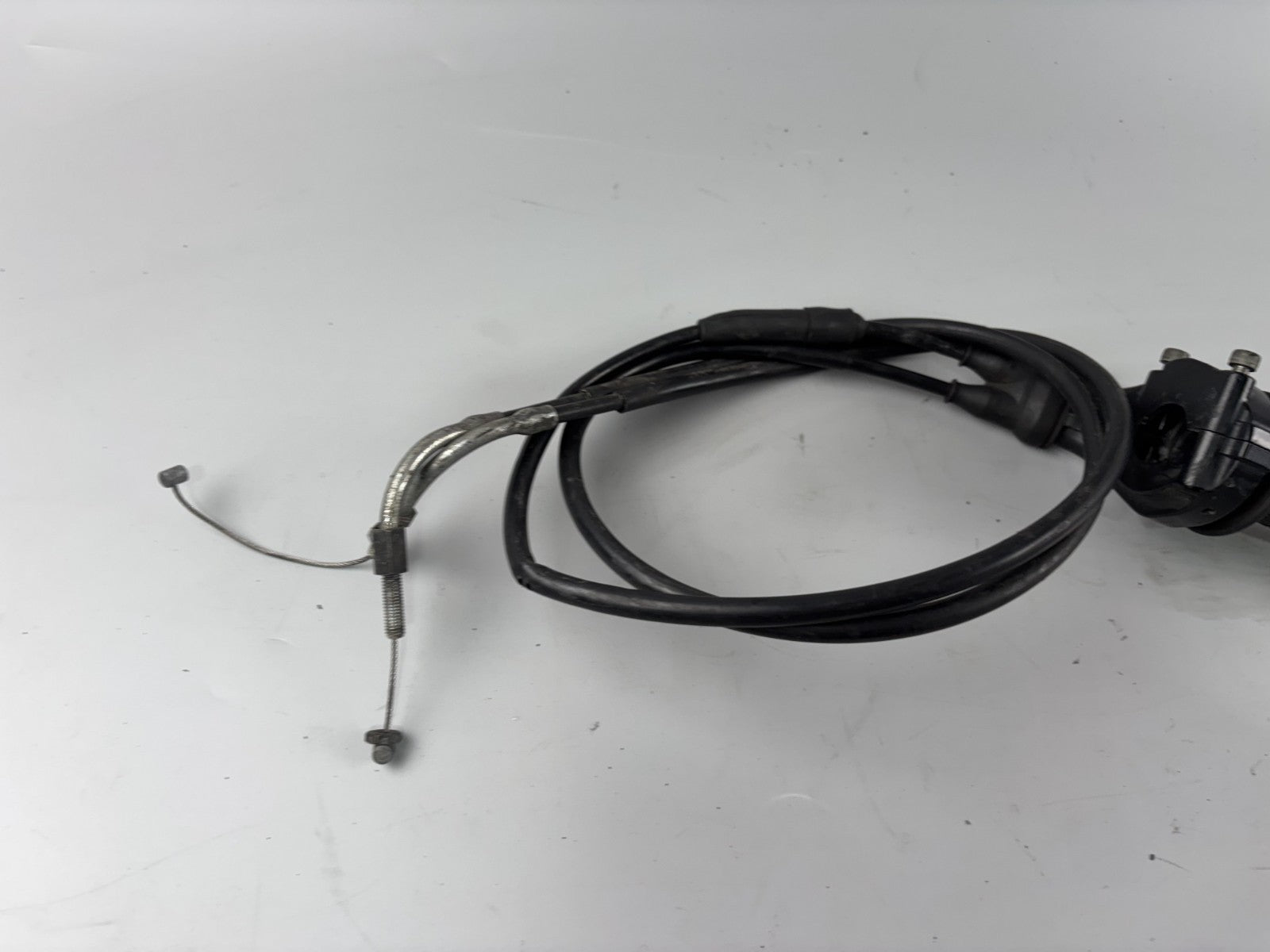 Yamaha FZS600 Fazer RJ02 Gaszug Gasgriff rechts Lenkerschalter Holder