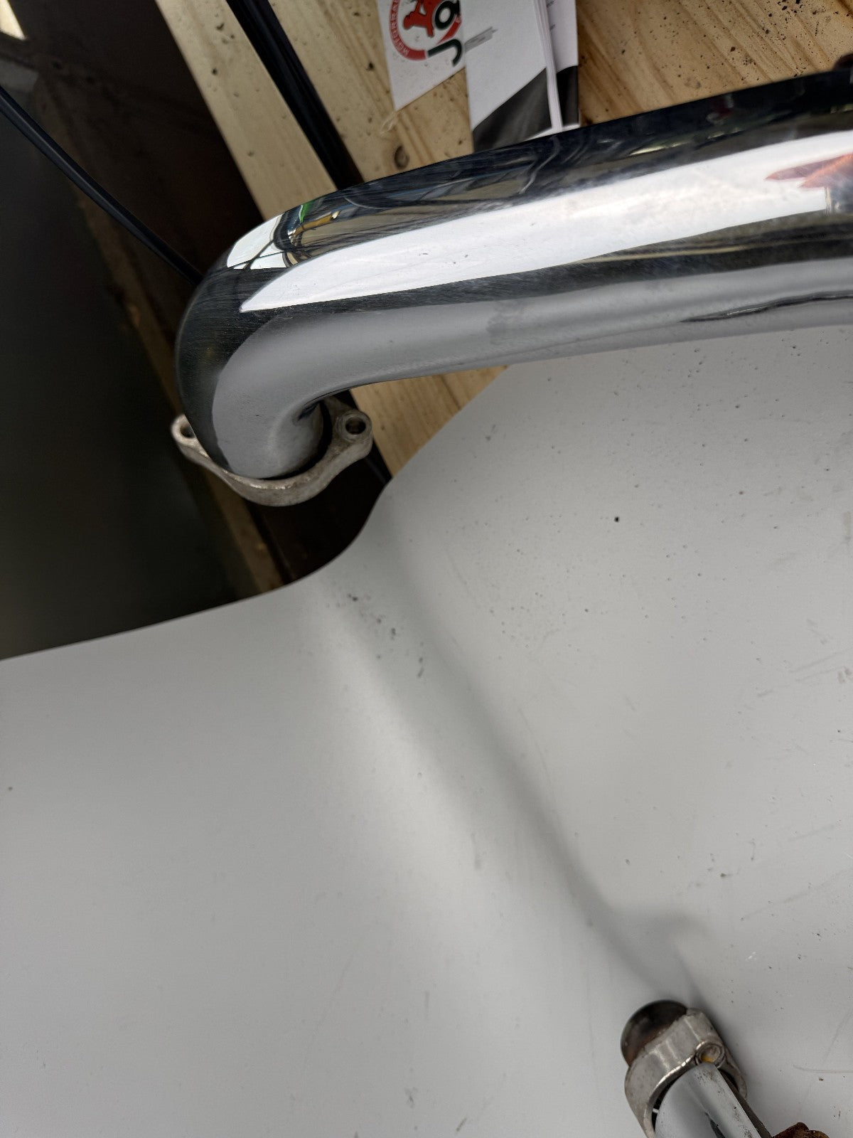 Honda VT600C Shadow Auspuffanlage Auspuff Exhaust Downpipe Schalldämpfer