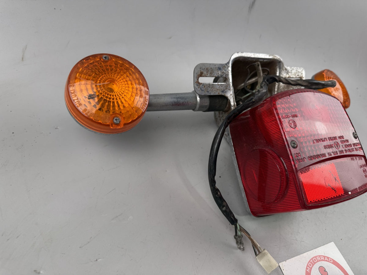 Suzuki GN250 NJ42A Rücklicht Backlight Bremslicht Brakelight Blinker Cover