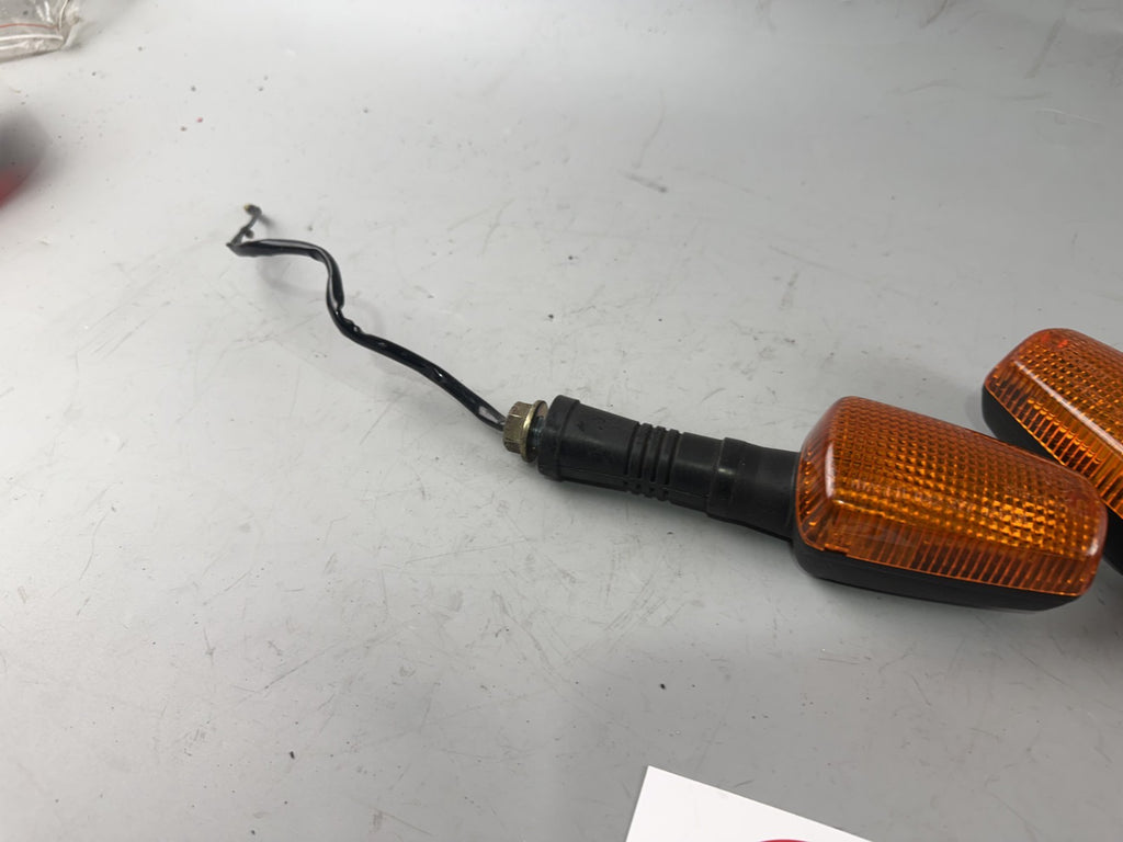 Yamaha XJ 600 Diversion 4BR Blinkerset Blinkerpaar Turn Signal