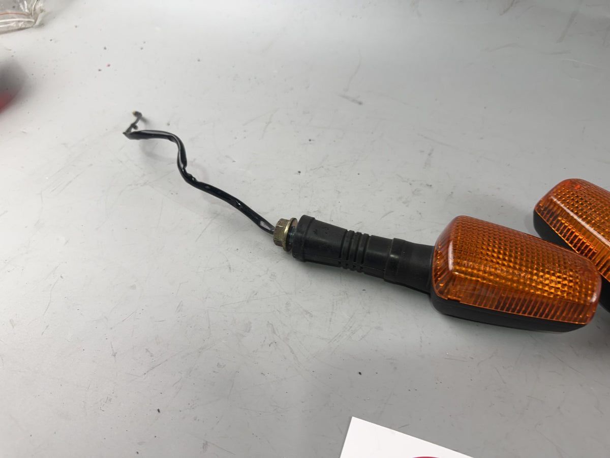 Yamaha XJ 600 Diversion 4BR Blinkerset Blinkerpaar Turn Signal