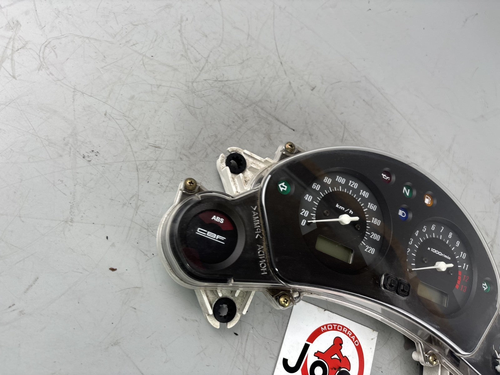 Honda CBF 600 S PC38 Tacho Speedometer Cockpit Instrumente DZM Drehzahlmesser