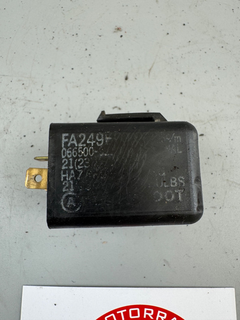 Suzuki DR 125 SF44A Blinkerrelais Relais Relay