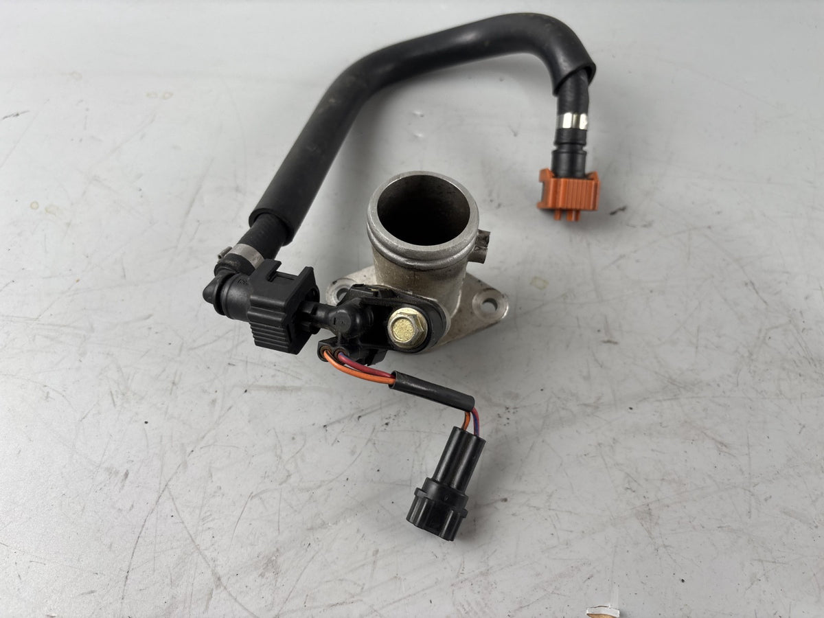 Yamaha YBR 125 RE05 Ansaugstutzen Gummi Engine Vergaser Drosselklappe