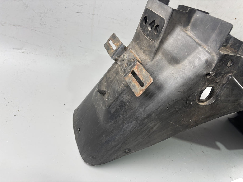 Suzuki GSF600 GN77B Heckuntersicht Fender Radlauf Schutzblech Kotflügel