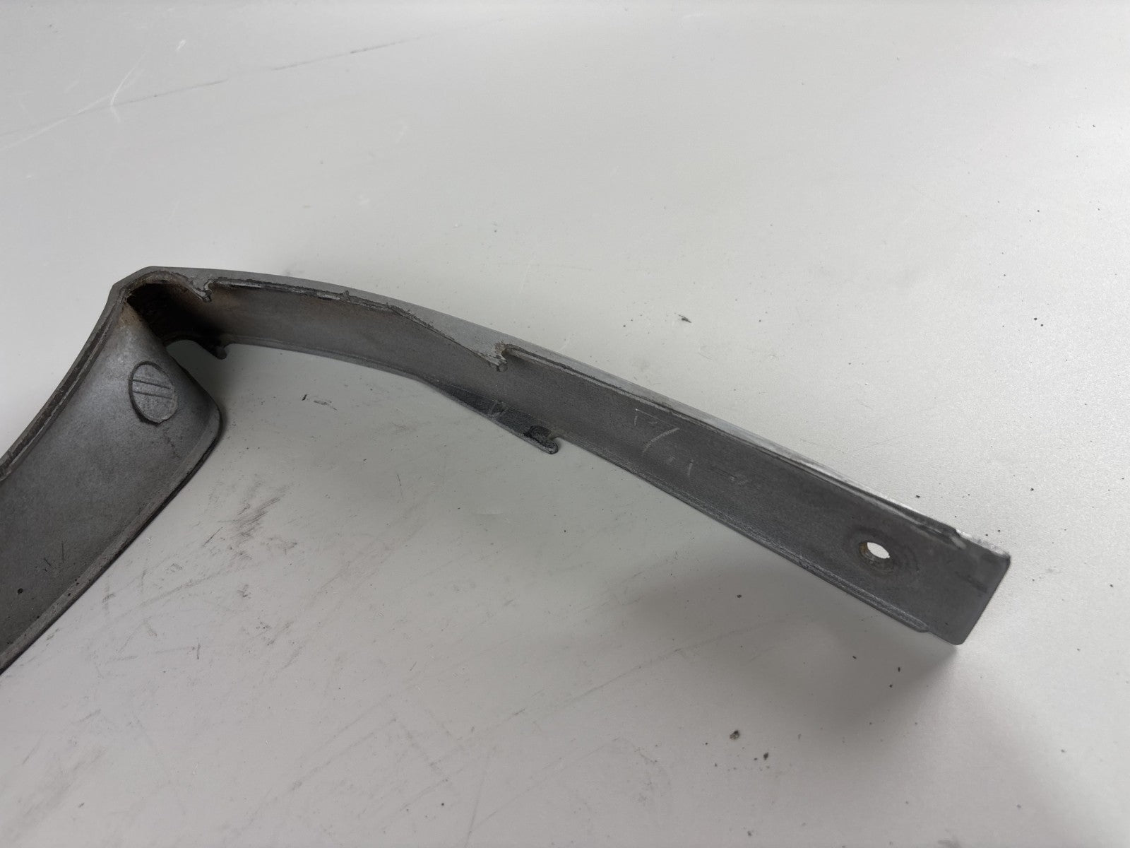 Kawasaki ZZR600D ZX600D Bugspoilerhalter Abdeckung Verkleidung vorne Cover