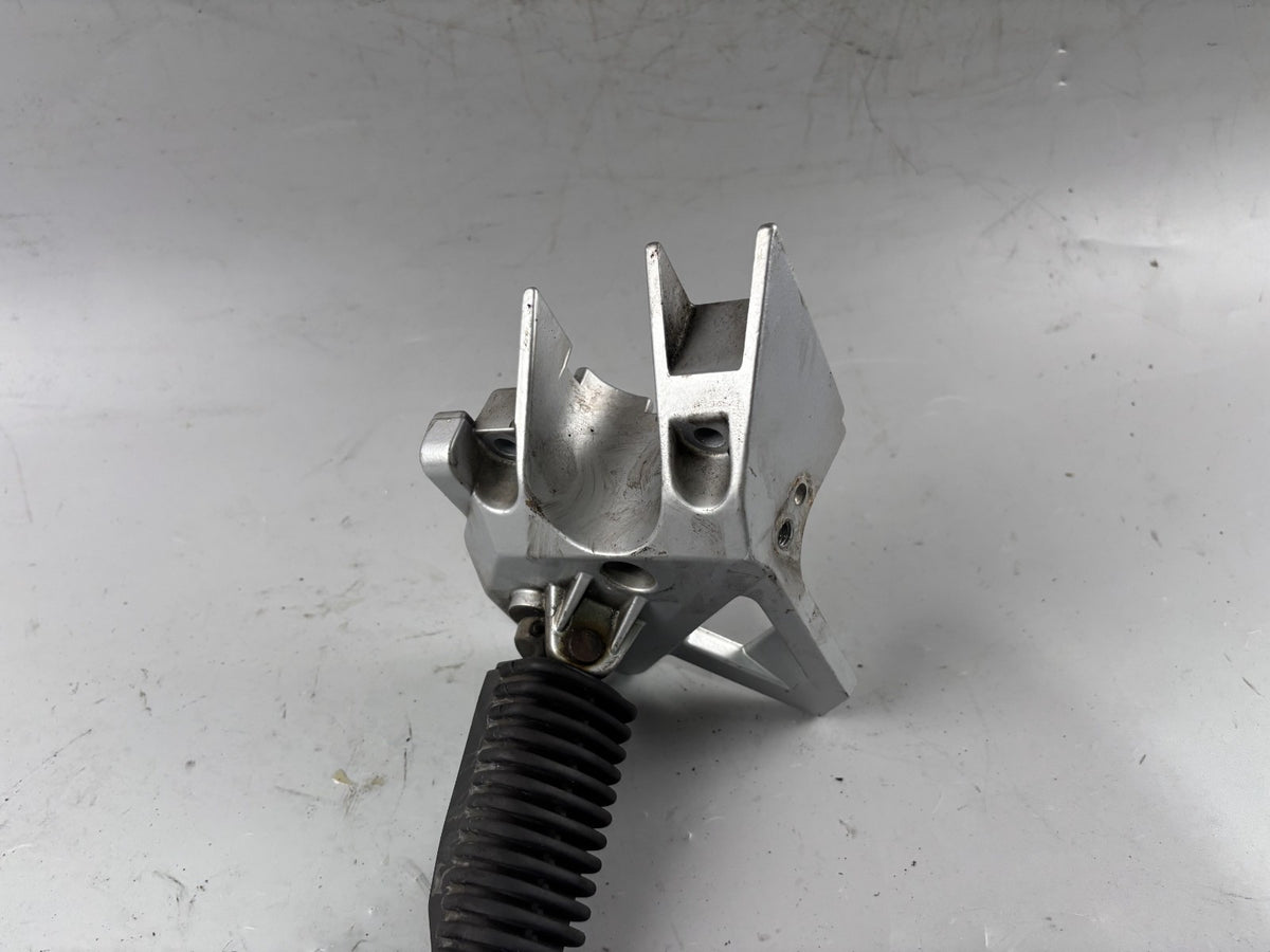 BMW R 1100 RS Fußrastenanlage Fußraste Halteplatte front vorne links left