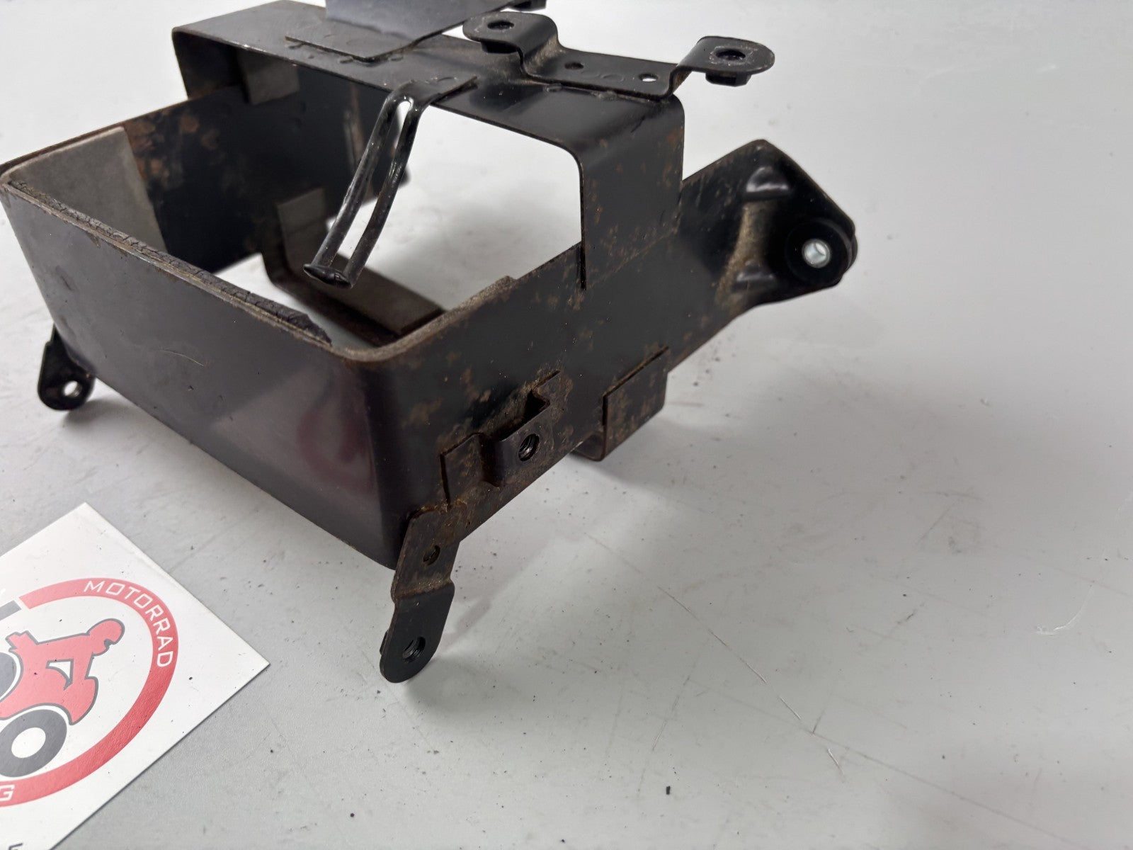 Suzuki DR 800 S DR BIG SR43 A/B Batteriehalter Batteriekasten Holder Halterung