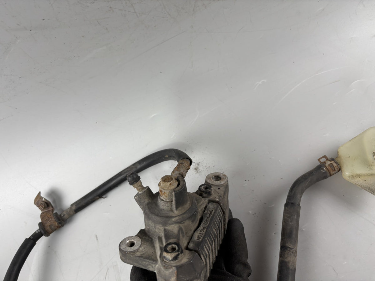Suzuki SV650 S AV Bremse Brake Bremsanlage Bremssattel Zange hinten back