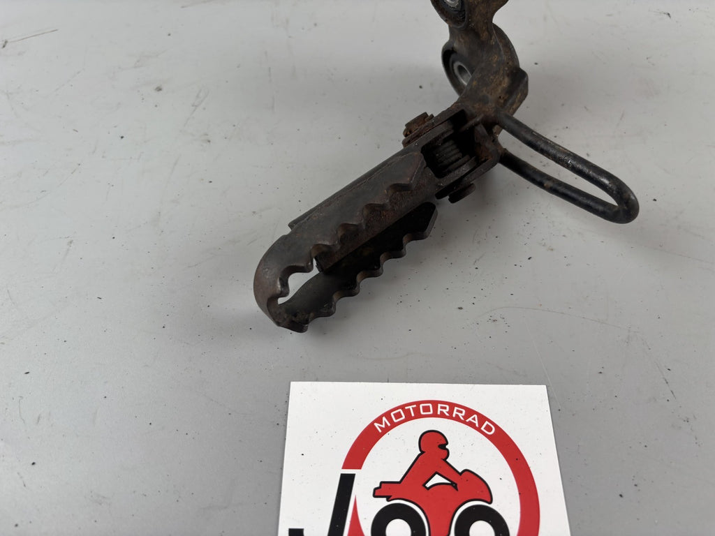 Suzuki DR 800 S DR BIG SR43 A/B Fußraste Fahrerfußraste Hanger links left