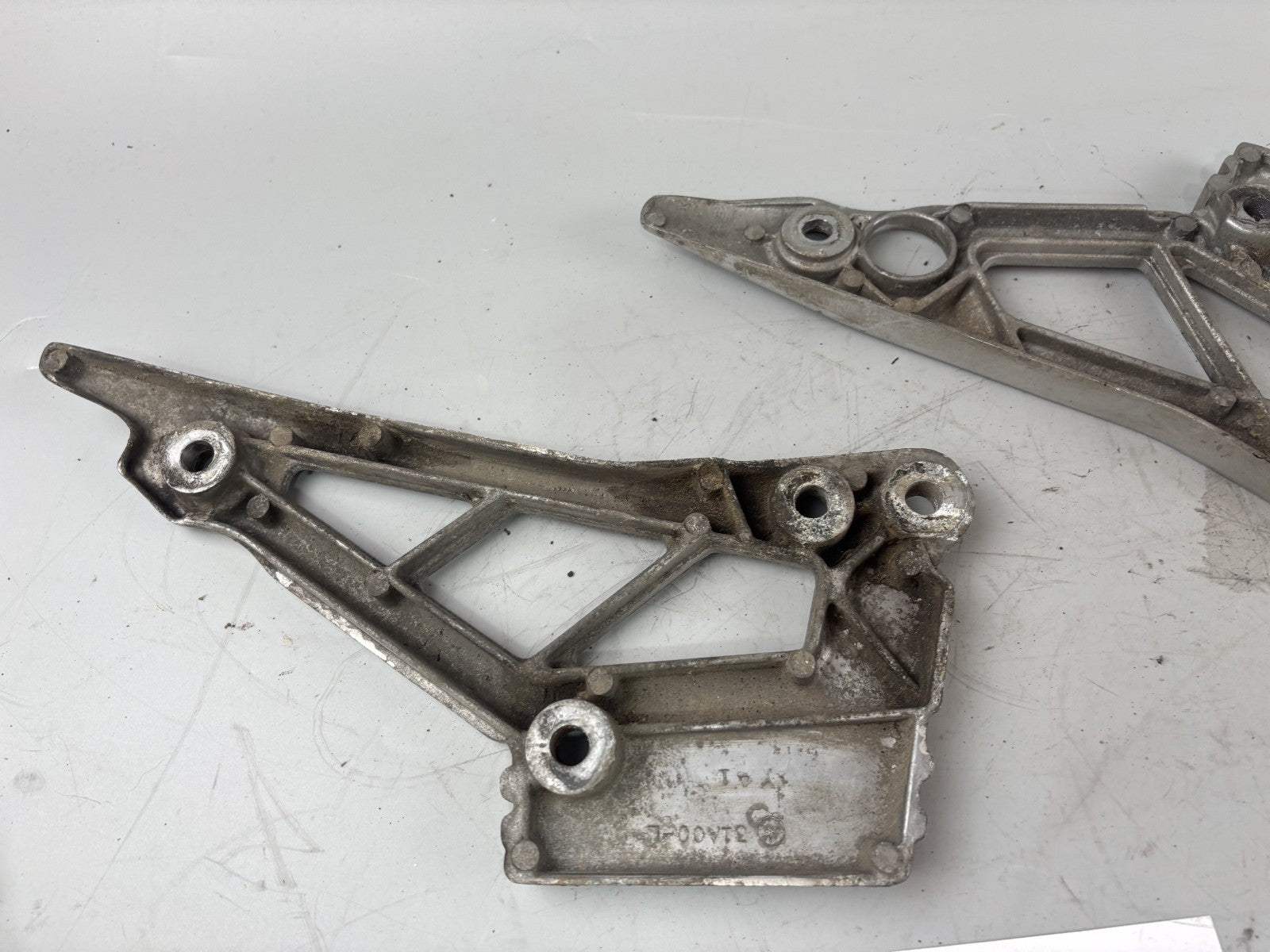 Yamaha XJ900 F 4BB Fußrastenhalter Halteplatten Plates Holder Halter