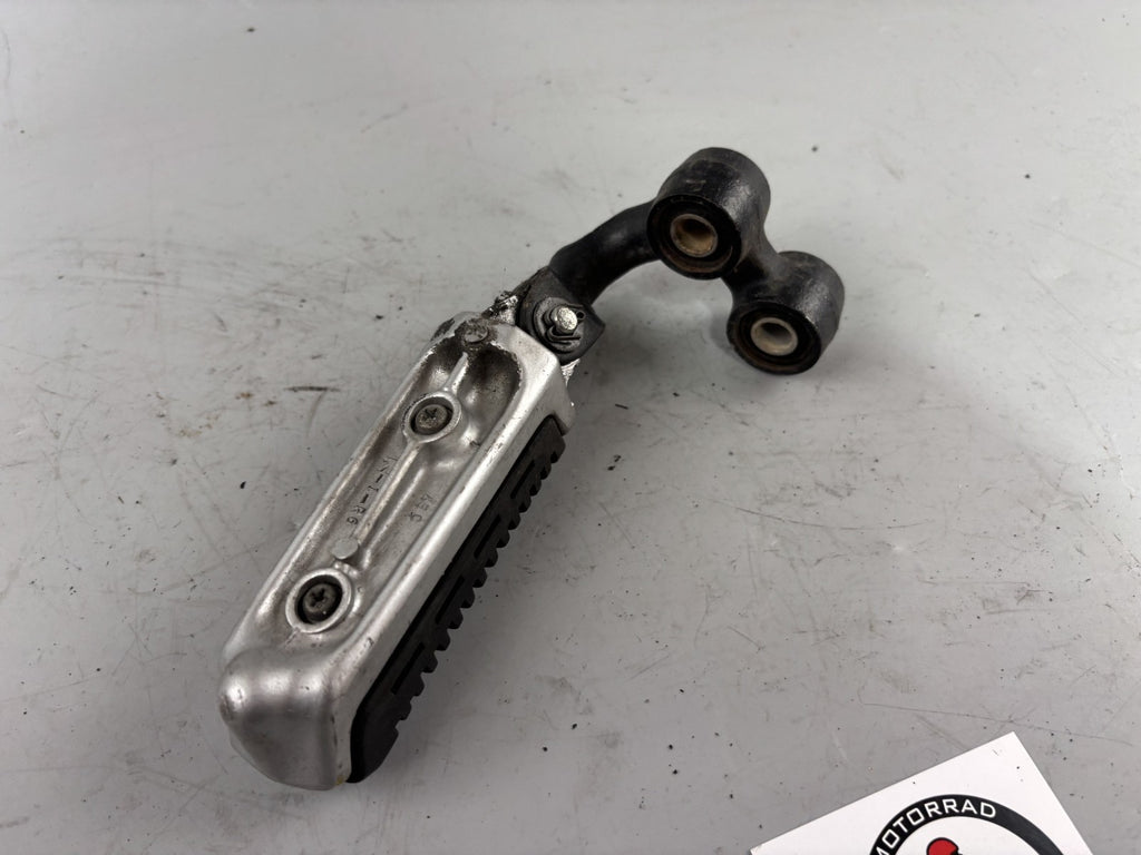 Suzuki VX 800 VS51B Fußraste vorne Foot Step Hangers left links front