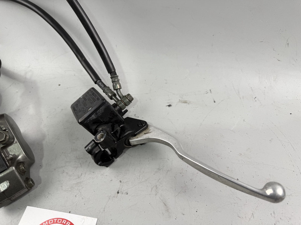 Yamaha XJR 1200 4PU Bremsanlage Brake Bremse Sattel Pumpe front vorne