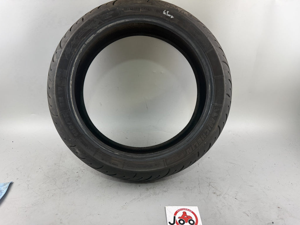 Motorrad Reifen Wheel 180/55 ZR17 Michelin Pilot Road 42/2024 DOT 6,8mm