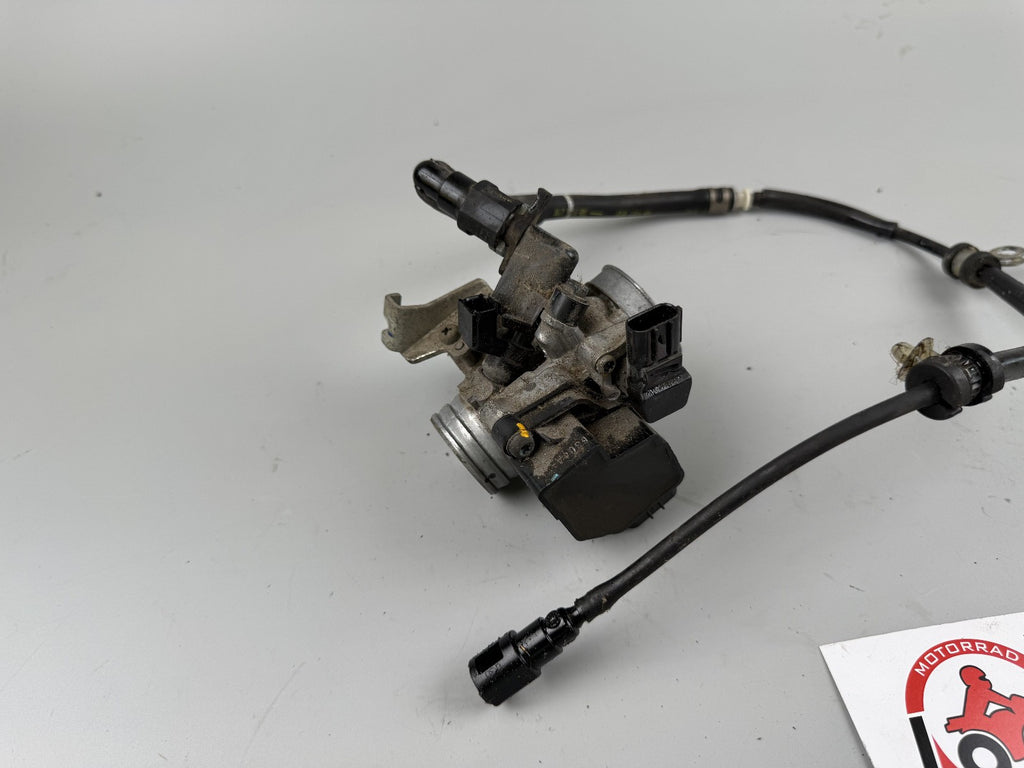 Honda CBR125 JC50  Drosselklappe Drosselgehäuse Vergaser Throttlebody Injection