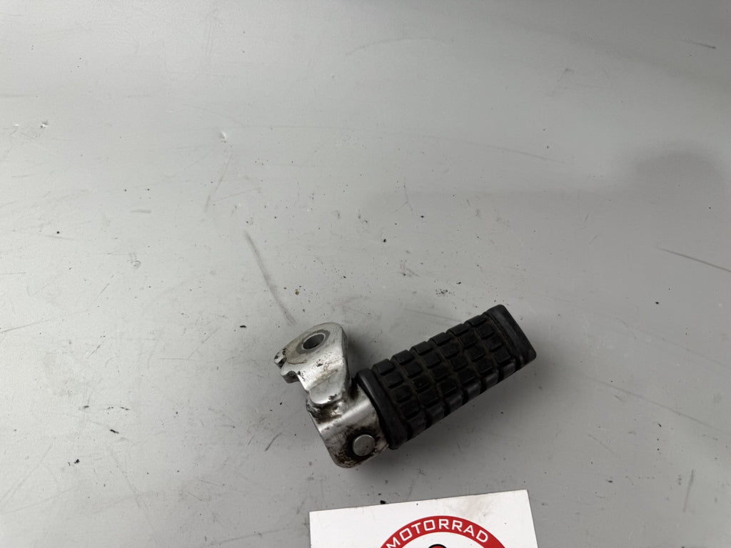 Kawasaki EX500A GPZ500S Fußrastenanlage Fußraste hinten links Foot Step Hangers